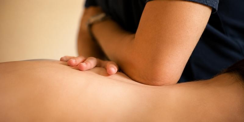 Acupressure Explained: A Setauket Practitioner on Needle-Free Pain Care